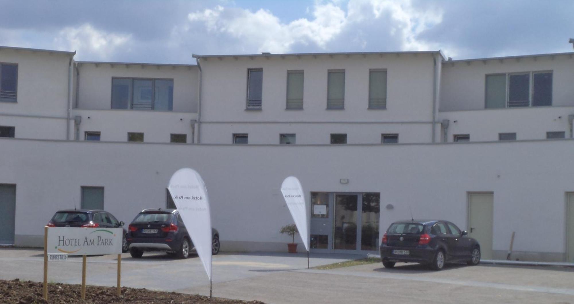 Das Neue Hotel Am Park Fröndenberg Kültér fotó
