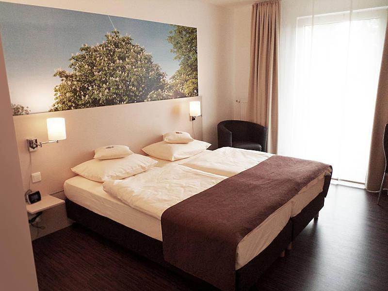 Das Neue Hotel Am Park Fröndenberg Kültér fotó