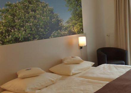 Das Neue Hotel Am Park Fröndenberg Kültér fotó